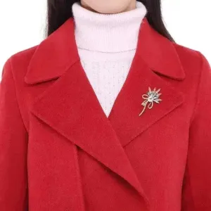 🌟 Electroplated Floral Alloy Brooch - Sophisticated Style for Women 🌟