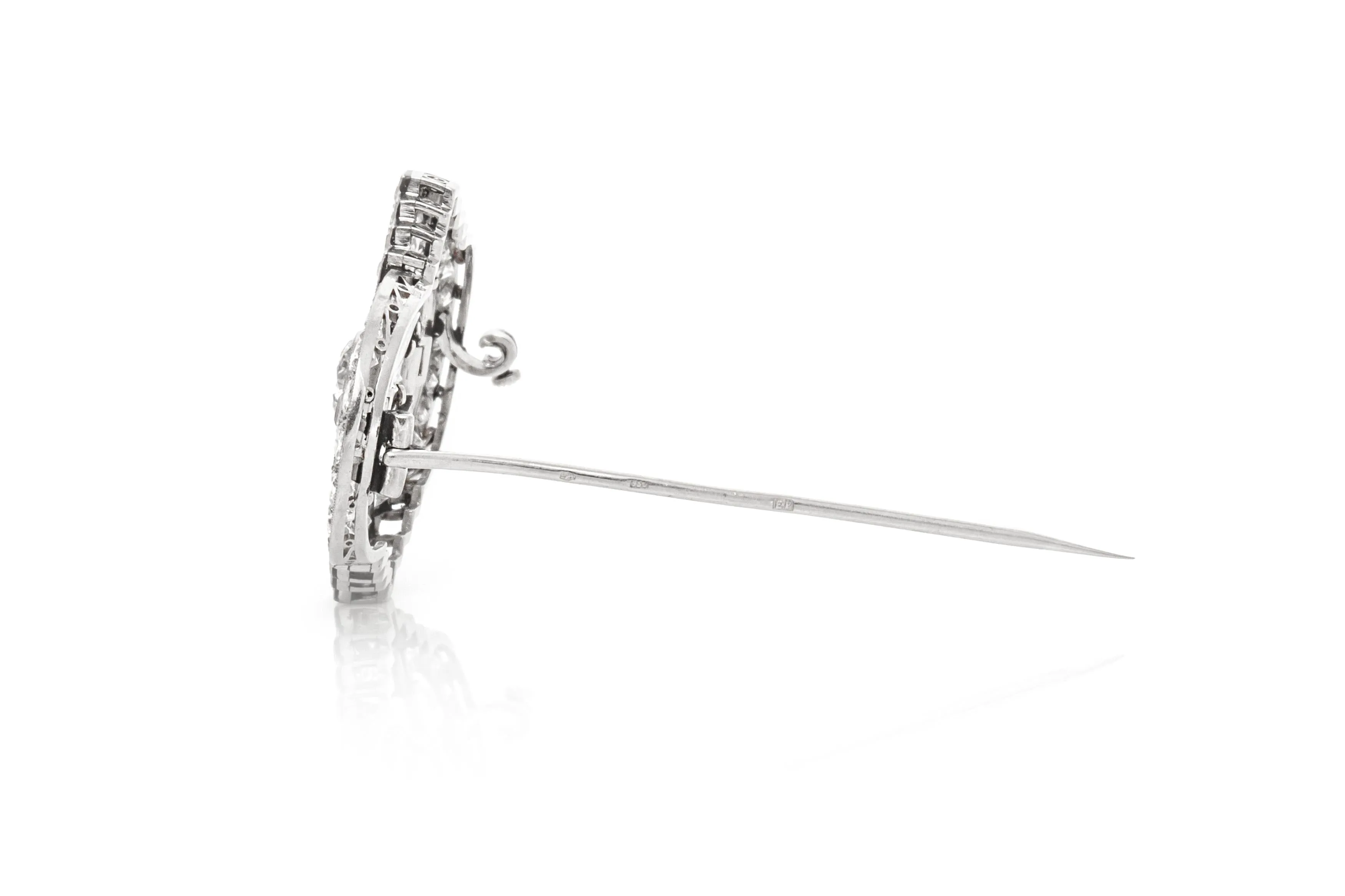 Antique Art Deco 1920s 5.90 Carat Diamond Openwork Brooch with Sapphires