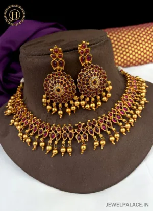 Attractive Gold Plated Kemp Stone Matte Necklace With Matching Earrings JH2648