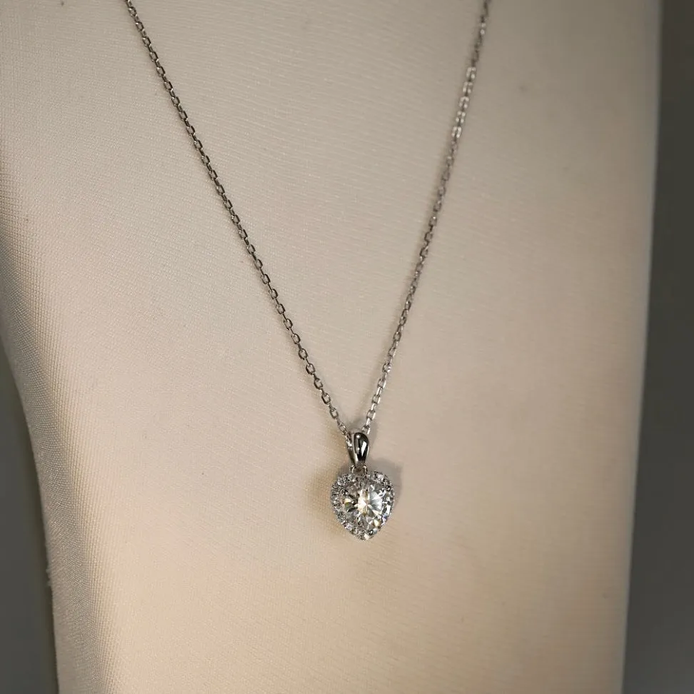 Brillance du Jardin Necklaces