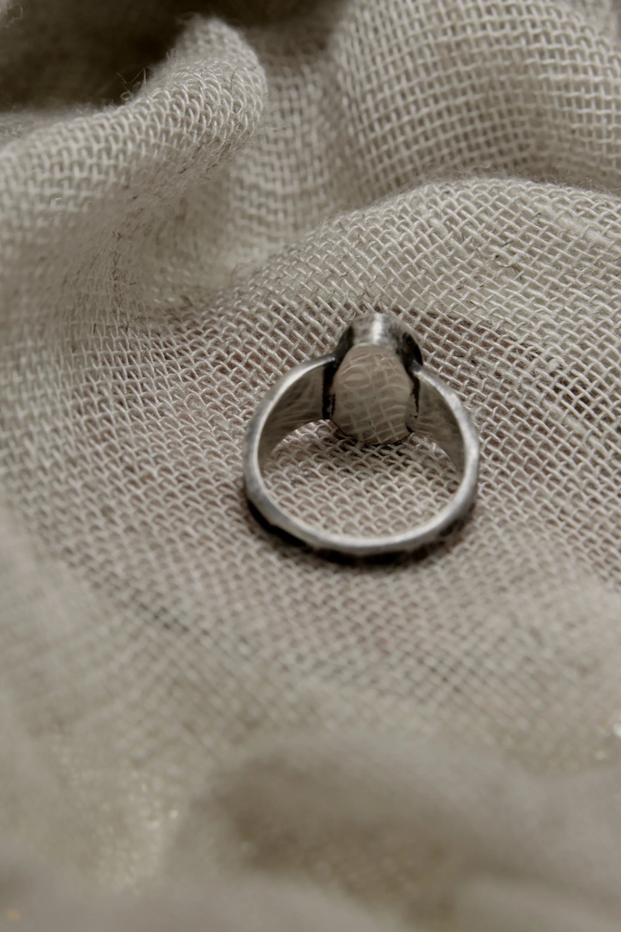 Enchanted Spectrum: Sterling Silver Ring with Australian Lightning Ridge Gem Opal - Textured & Oxidised - Size 7 - NO/01