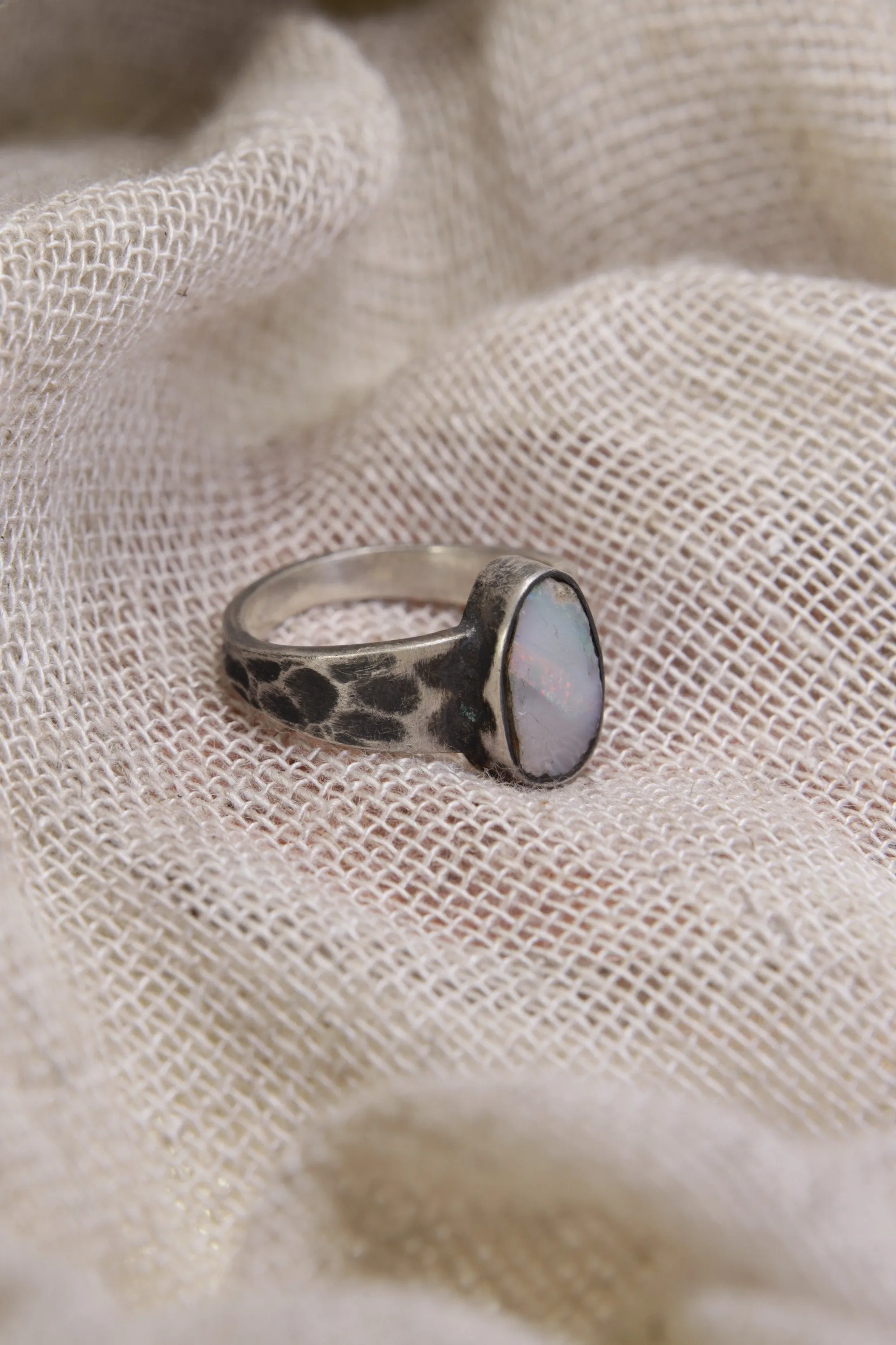 Enchanted Spectrum: Sterling Silver Ring with Australian Lightning Ridge Gem Opal - Textured & Oxidised - Size 7 - NO/01