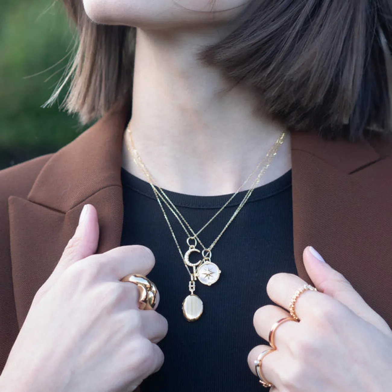 Eve 18K Yellow Gold Slim Pinstripe Locket Necklace