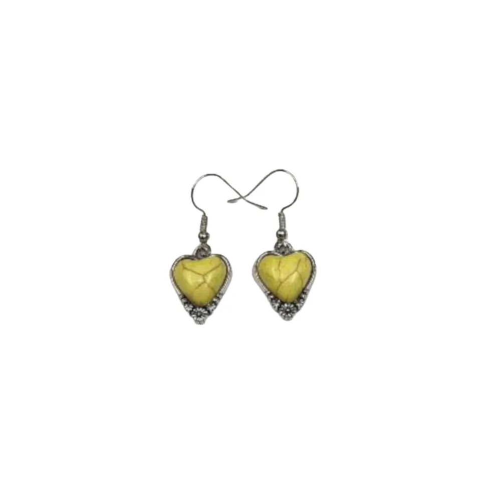 Howlite Heart Earring Assorted Colors