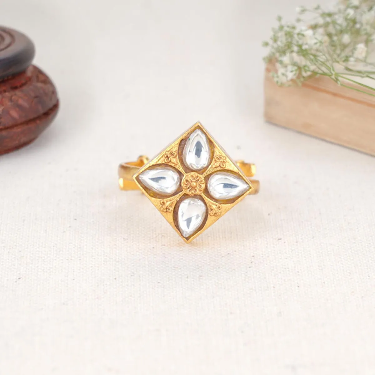 Kalinda Kundan Ring
