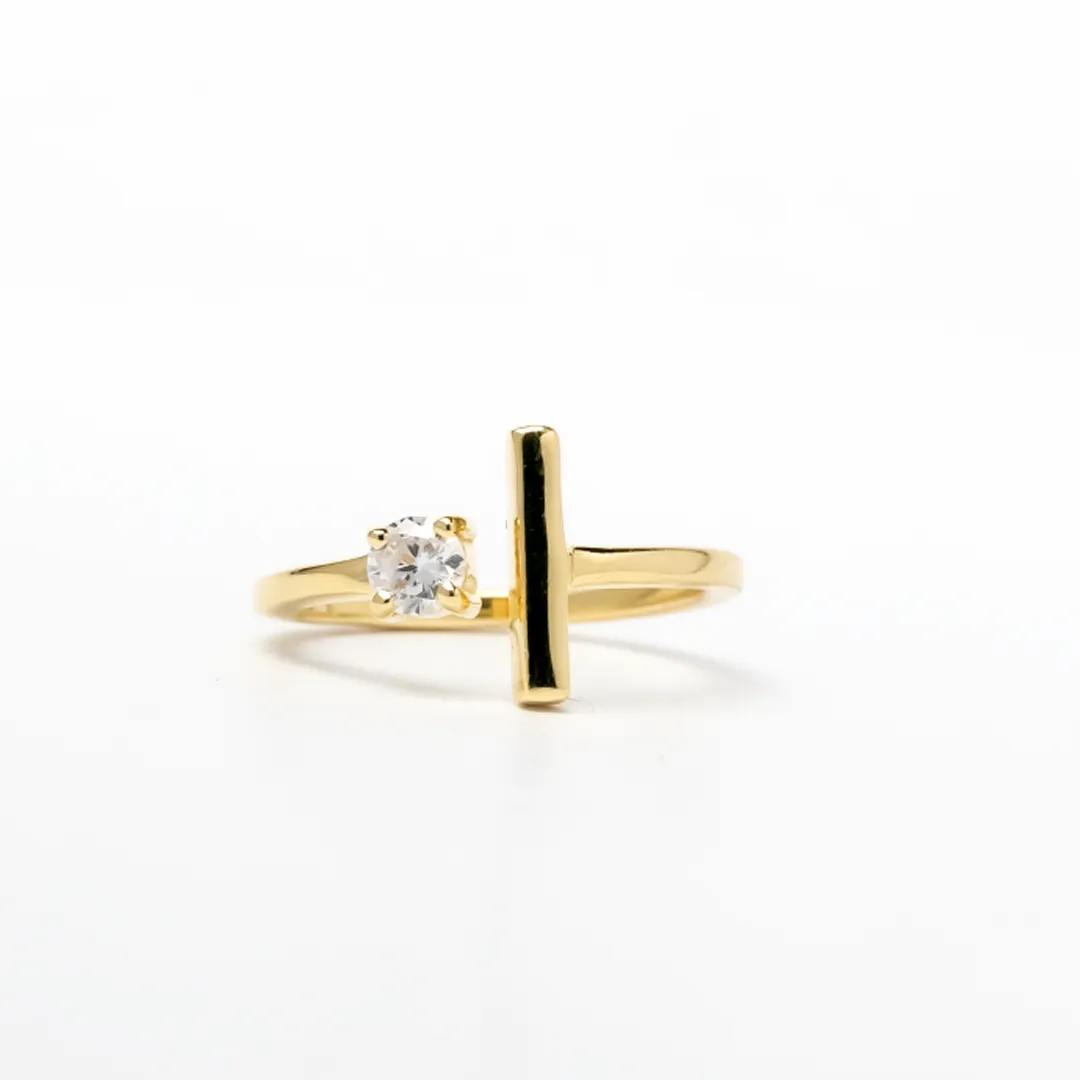 Luxe 925 Sterling Silver Zircon Ring