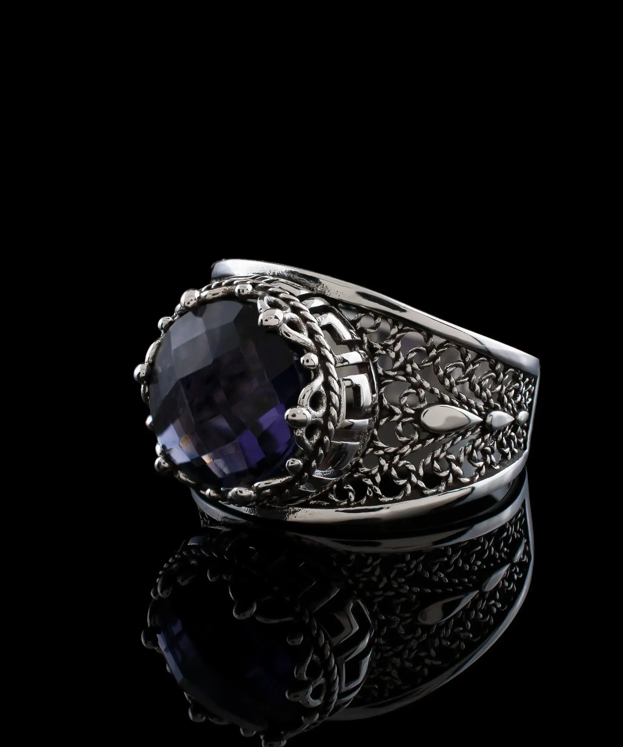 Meander Pattern Filigree Art Amethyst Gemstone Women Silver Cocktail Ring