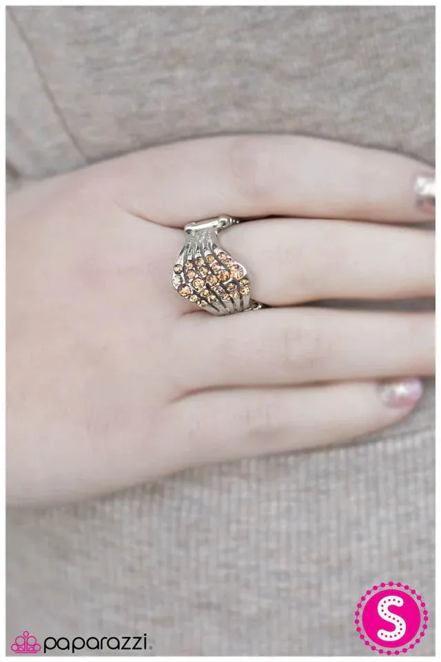 Paparazzi Ring ~ GLOW Away! - Brown