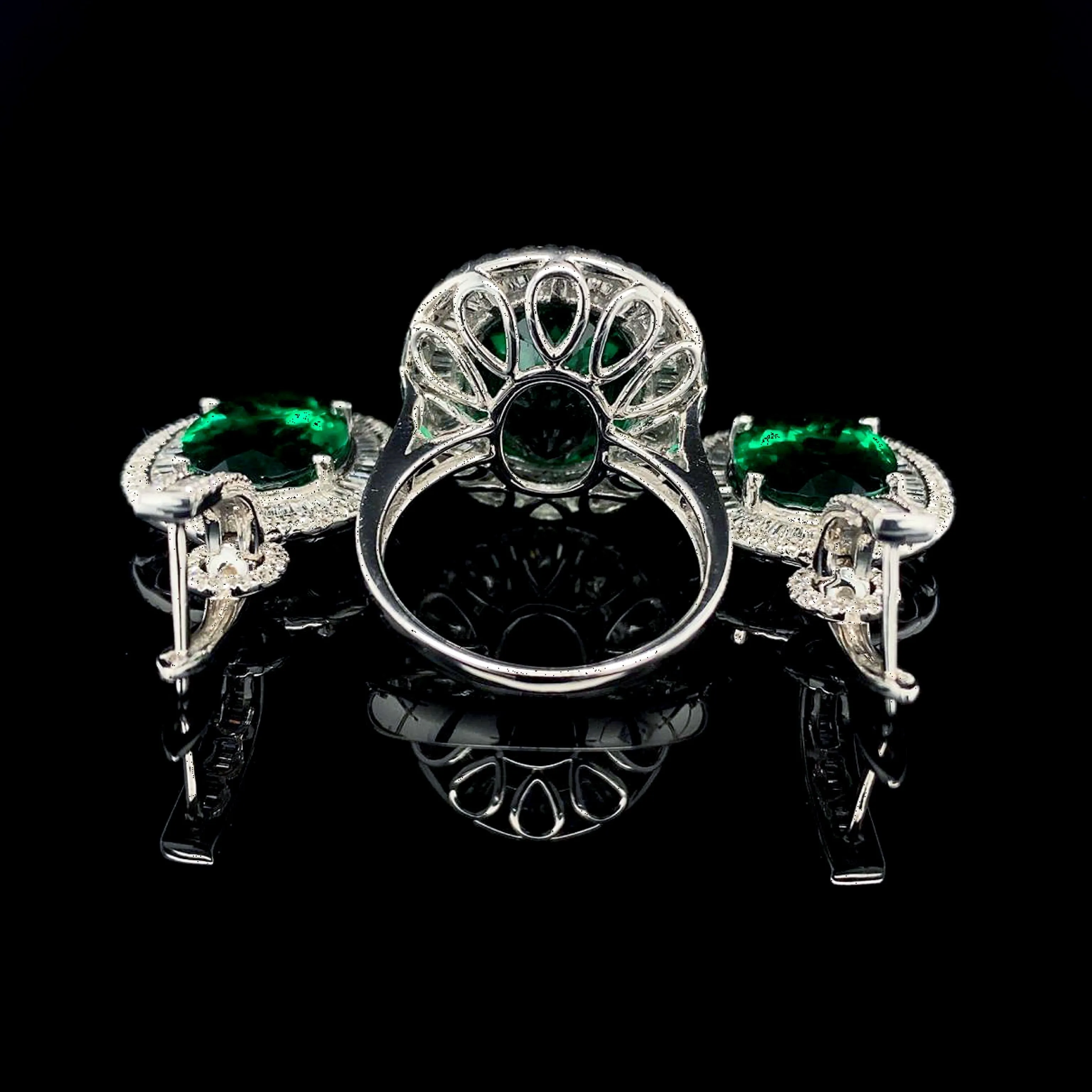 PREORDER | Oval Green Emerald Baguette Paved Gemstones Diamond Jewelry Set 14kt