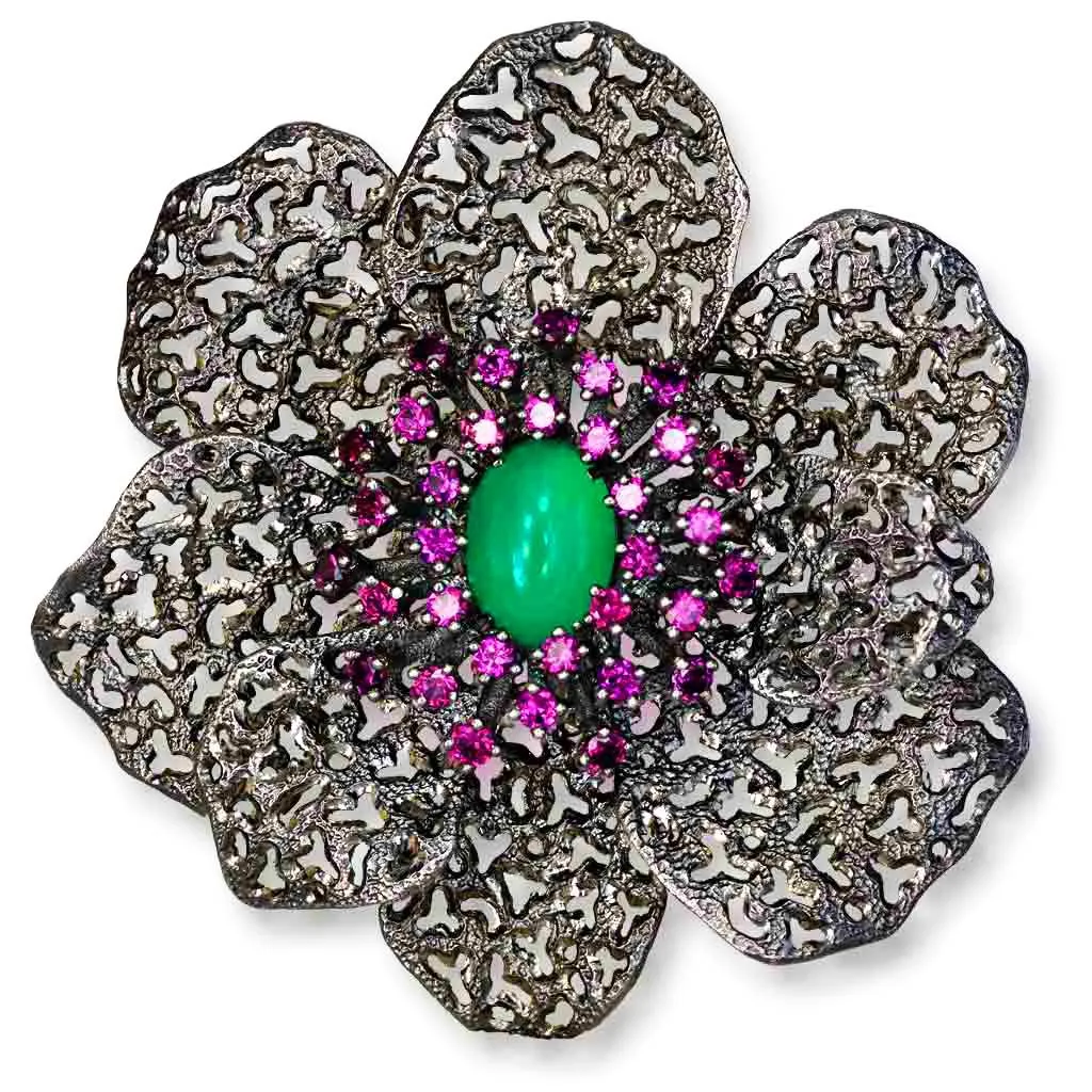 Silver Coronaria Brooch/Pendant with Agate & Garnet