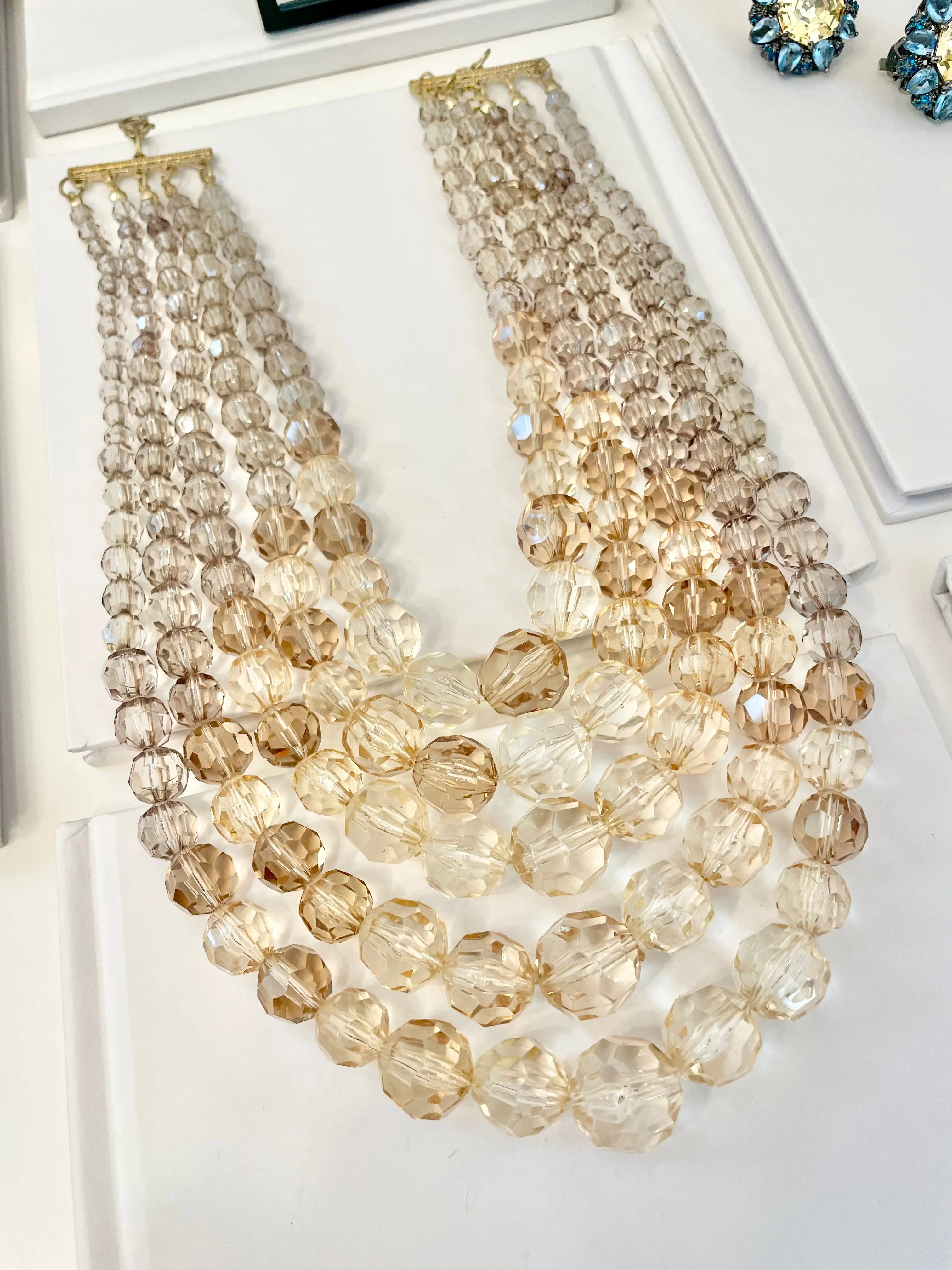 The most lovely champagne colored faceted beaded necklace..... so divine!