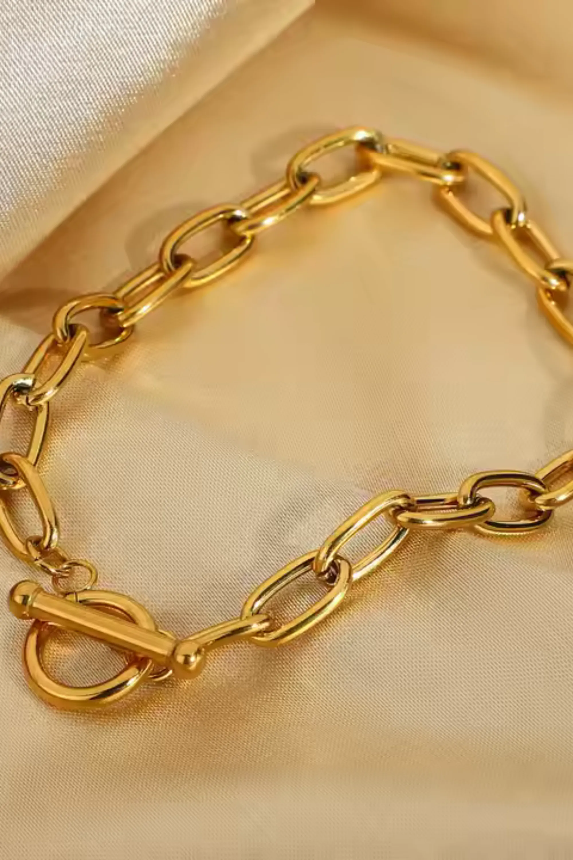 Toggle Link Bracelet