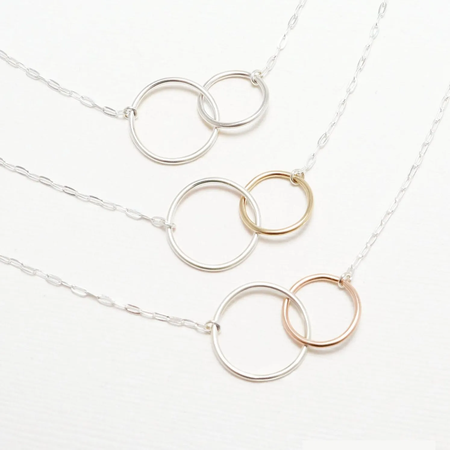 Unity Linked Dainty Circle Silver Necklace