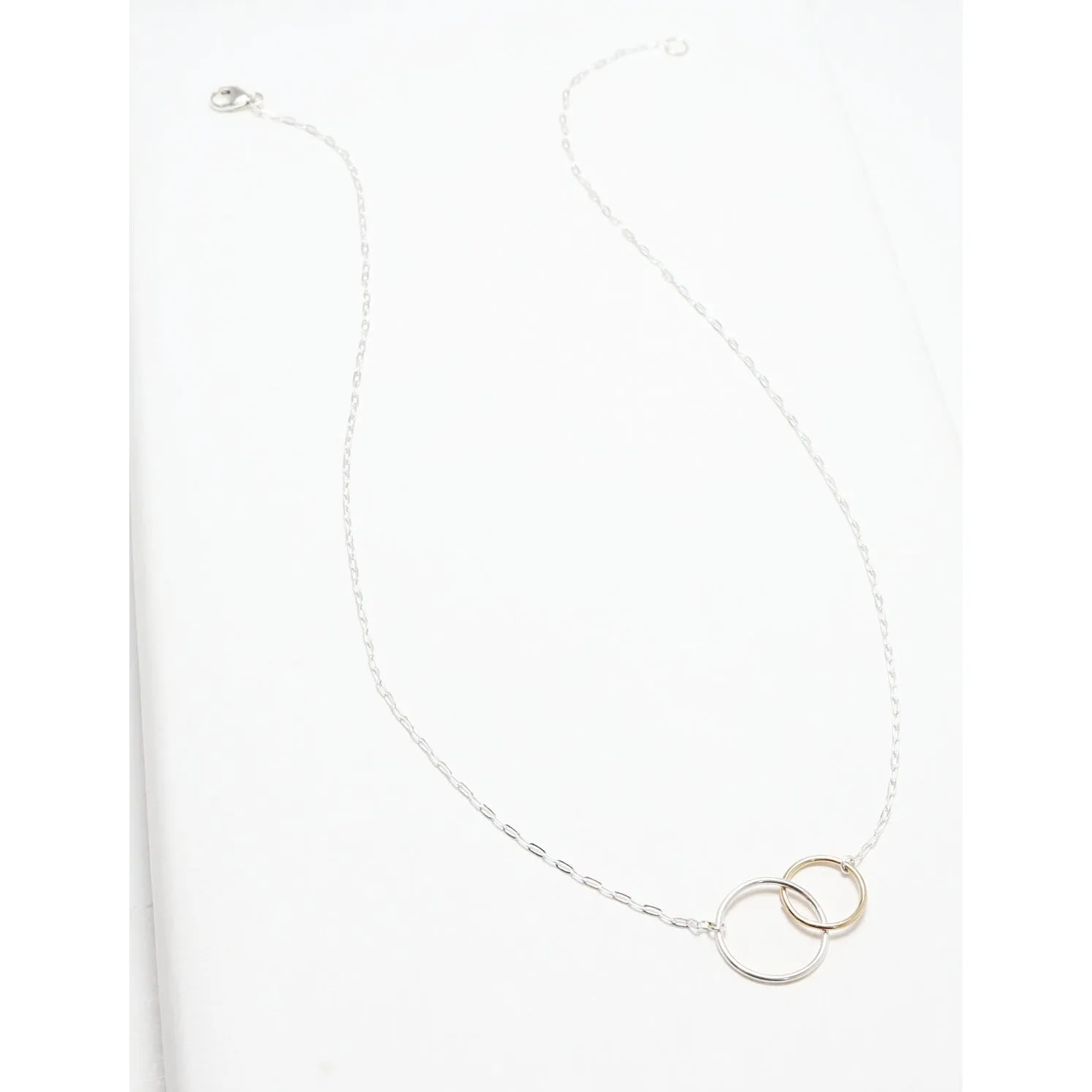 Unity Linked Dainty Circle Silver Necklace