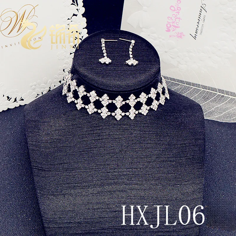 Wholesale Full Diamond Flower Shiny Necklaces